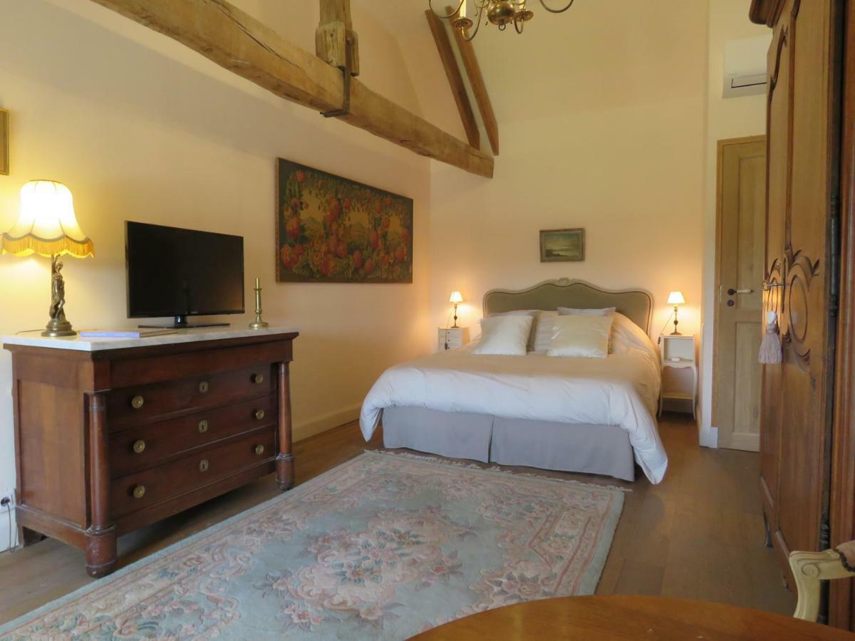 Chateau De Gaubert Bed & Breakfast Terrasson Eksteriør bilde