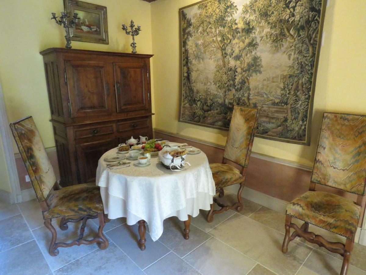 Chateau De Gaubert Bed & Breakfast Terrasson Eksteriør bilde